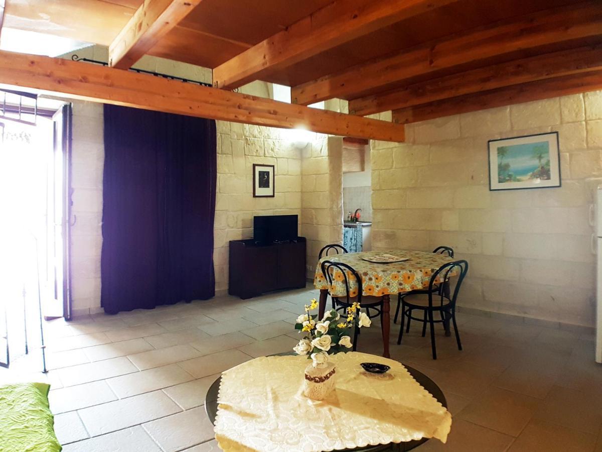 Oikia Vacanze Uggiano La Chiesa Casa Dante Экстерьер фото
